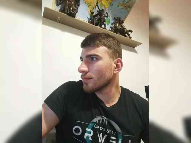 Lum7n