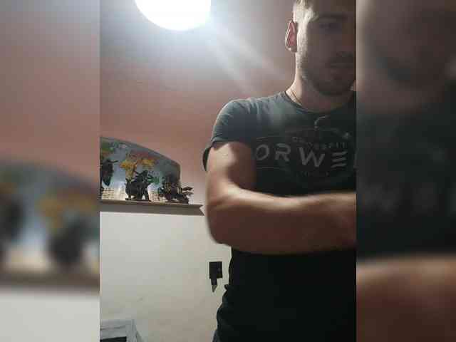 Lum7n