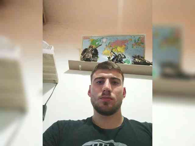 Lum7n