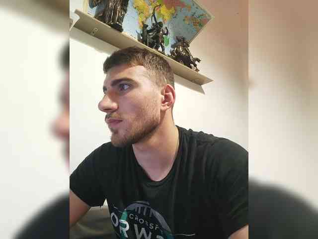 Lum7n