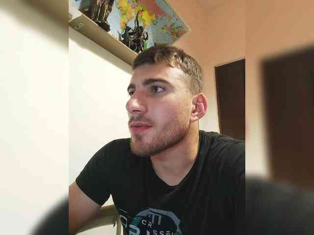 Lum7n