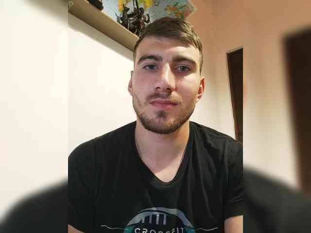 Lum7n