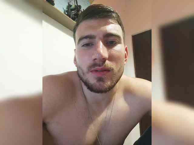 Lum7n