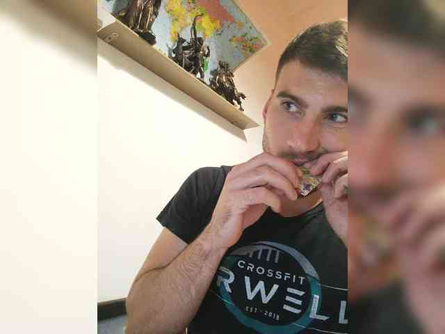 Lum7n