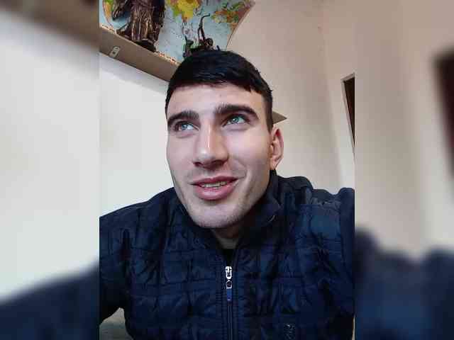 Lum7n