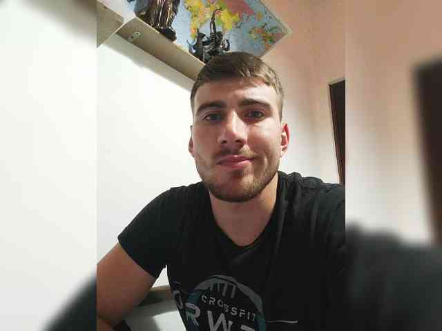 Lum7n