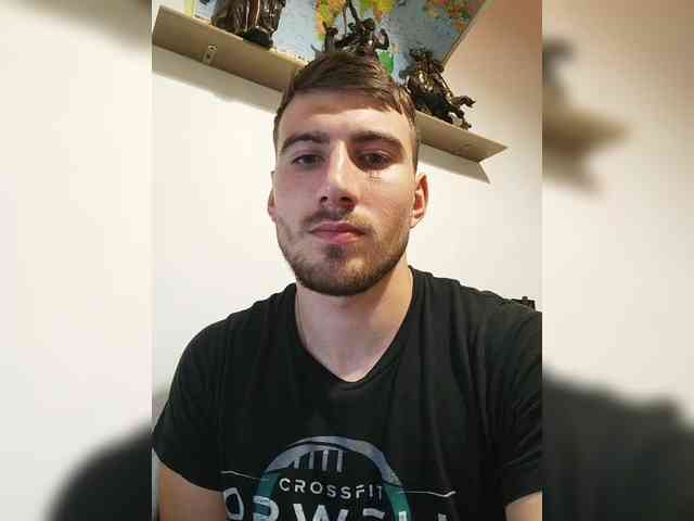 Lum7n
