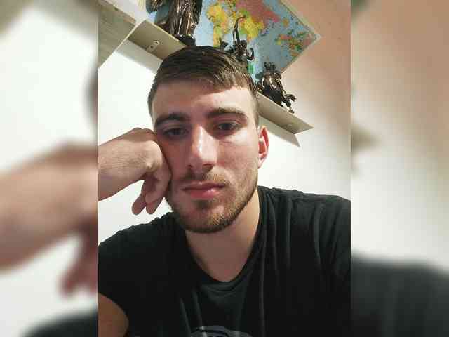 Lum7n