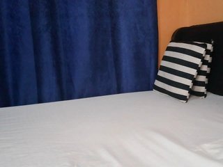 SilkyTouchB Porn Show