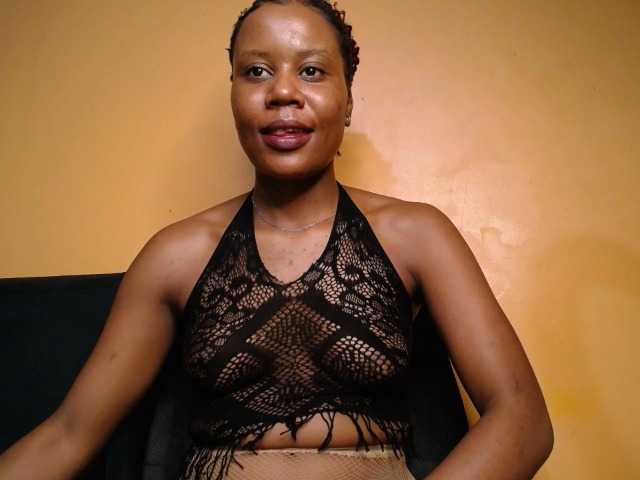 SilkyTouchB's BongaCams show and profile