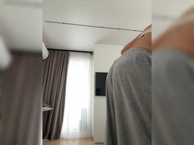 LunaDesire's BongaCams show and profile