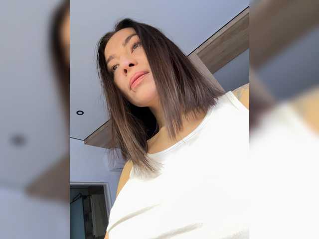 LunaDesire's BongaCams show and profile