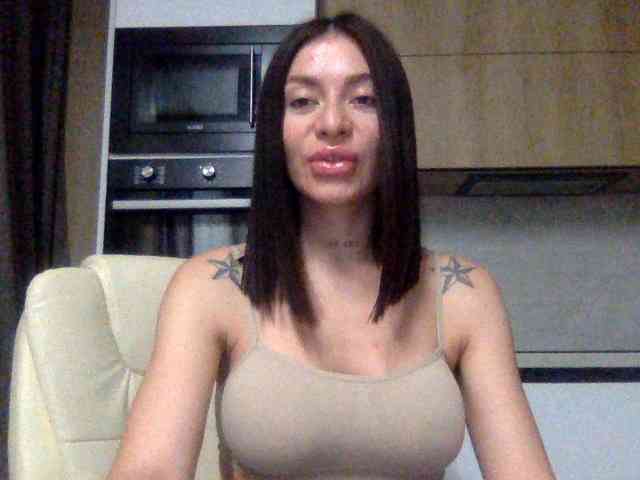 LunaDesire webcam