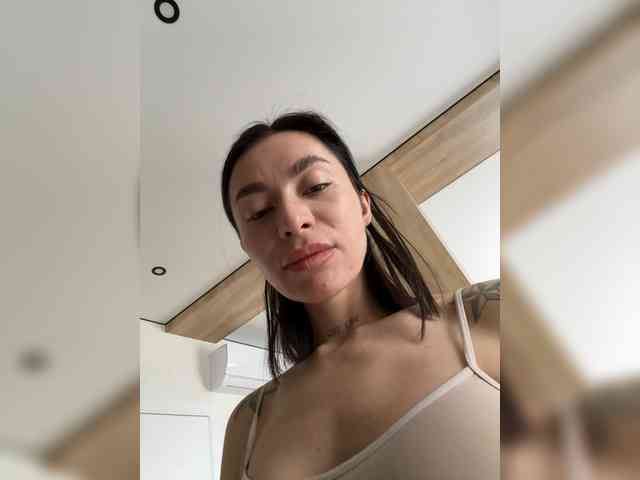 LunaDesire Live Webcam on BongaCams