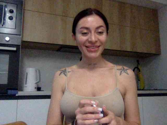 LunaDesire's webcam live show