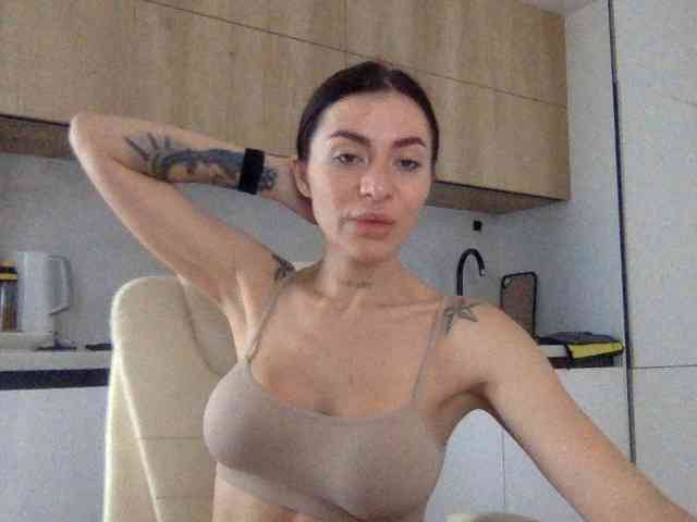 LunaDesire webcam