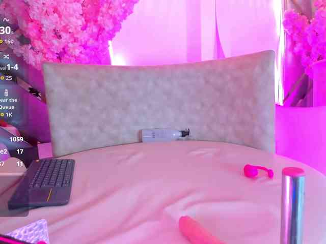 ShairaLorette webcam