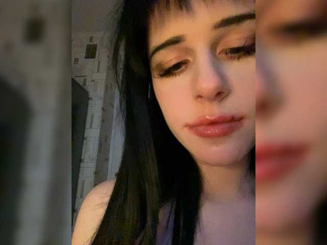 emog1rl's BongaCams show and profile