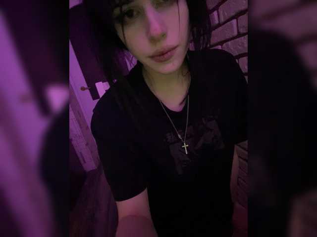 emog1rl's BongaCams show and profile