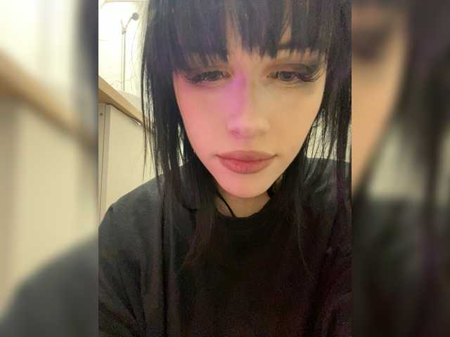 emog1rl's BongaCams show and profile