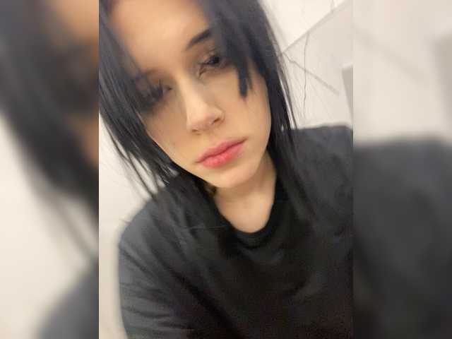 emog1rl's BongaCams show and profile