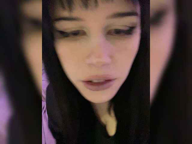 emog1rl's BongaCams show and profile