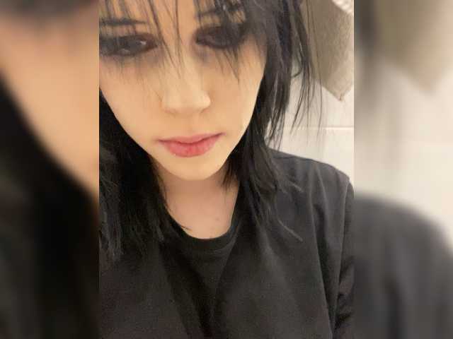 emog1rl – webcam model profile photo