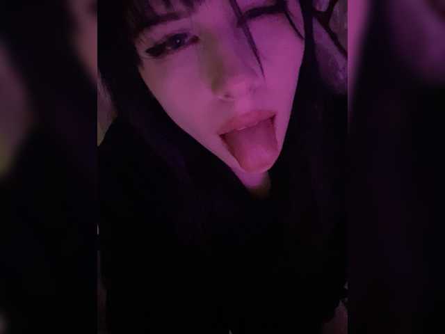 emog1rl's BongaCams profile