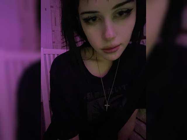 emog1rl's BongaCams show and profile