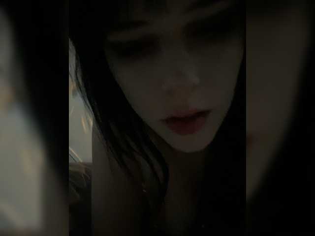 emog1rl profile photo