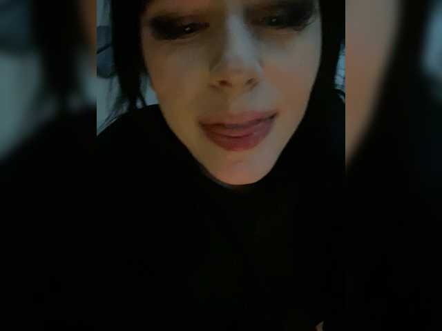 emog1rl's BongaCams show and profile