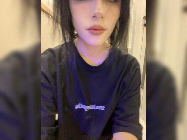 emog1rl from BongaCams is Freechat