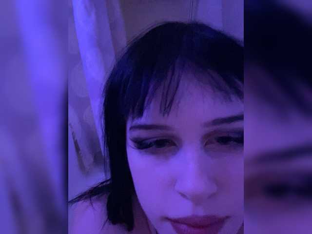 emog1rl's BongaCams show and profile