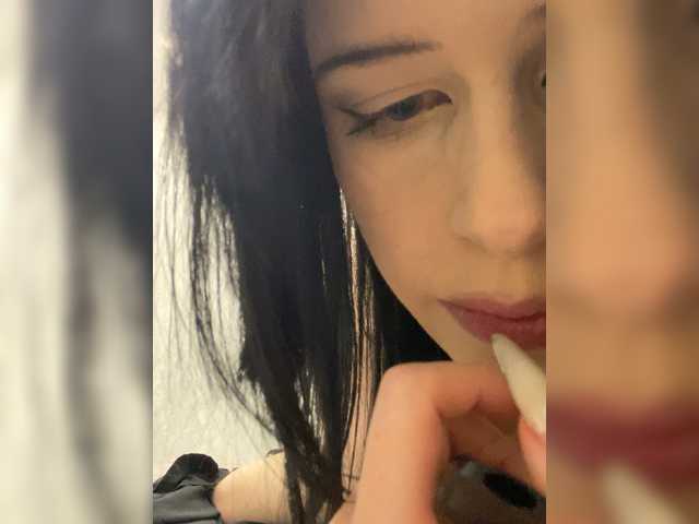 emog1rl's Thumb Image