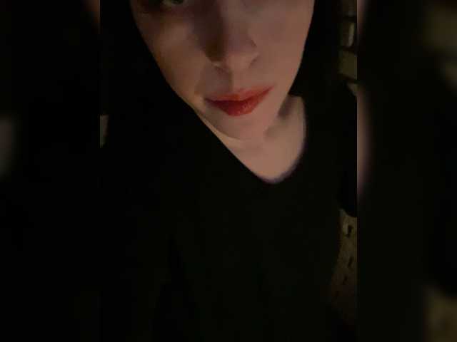 emog1rl's BongaCams show and profile