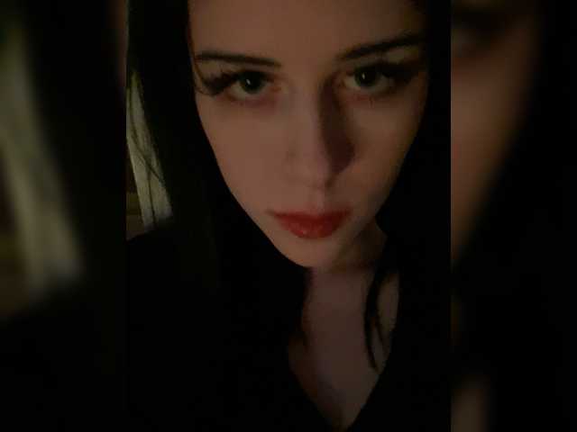 emog1rl's BongaCams show and profile