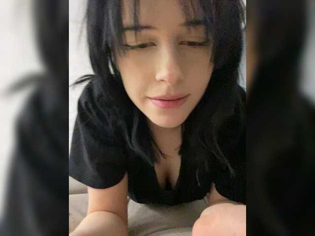 emog1rl's BongaCams show and profile