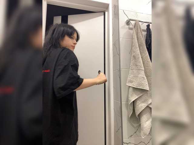 emog1rl from BongaCams is Freechat