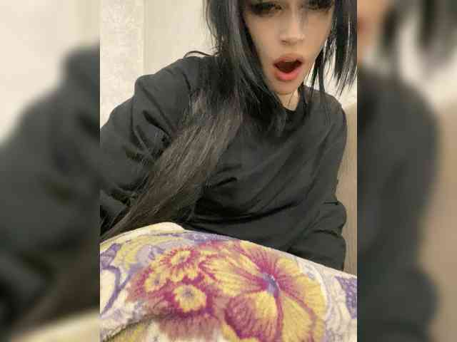 emog1rl Live Webcam on BongaCams