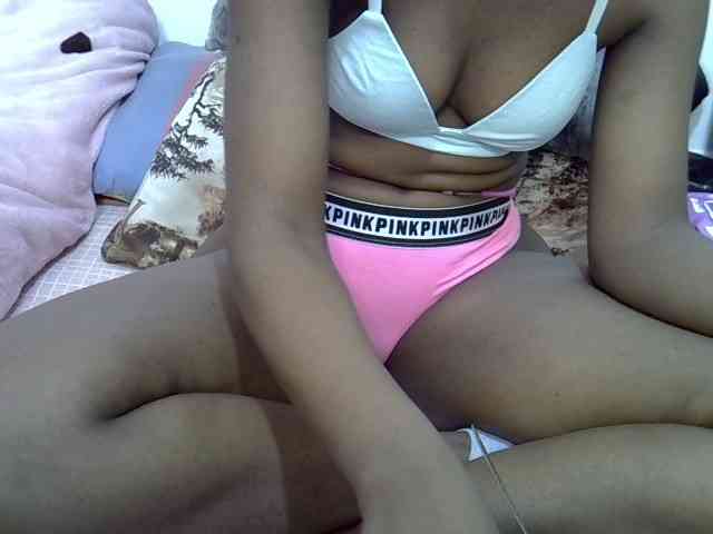 Sexyshaz webcam