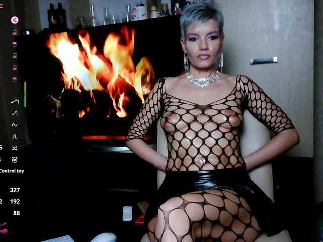 Alice69Sochi's BongaCams show and profile