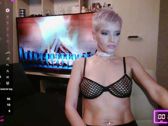 Alice69Sochi's BongaCams show and profile