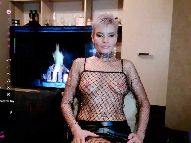 Alice69Sochi from BongaCams is Freechat