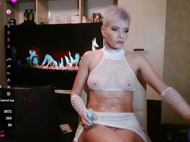 Alice69Sochi's BongaCams show and profile