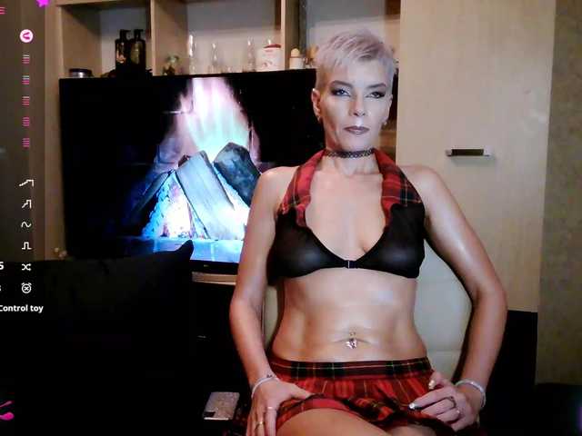 Alice69Sochi's BongaCams show and profile