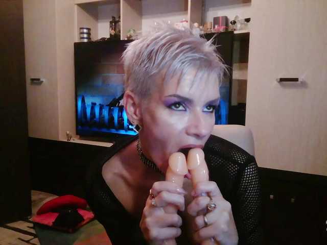 Alice69Sochi from BongaCams is Freechat