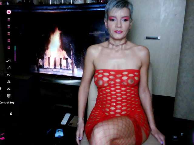 Alice69Sochi's BongaCams show and profile