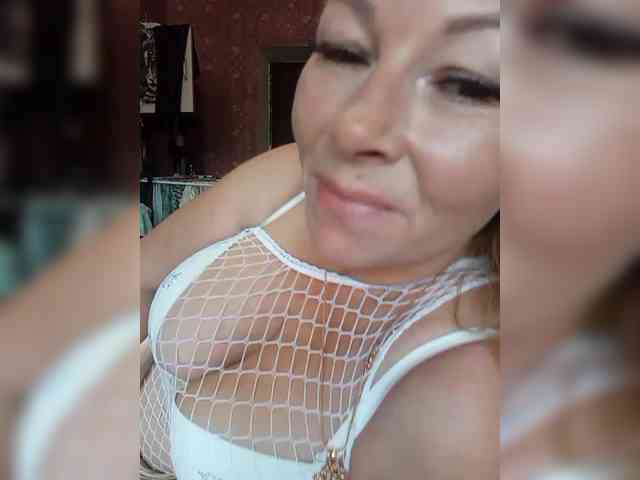 CarolineFortune webcam