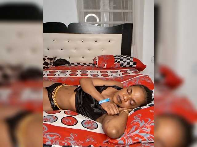 GlobeTrottieHottie1's BongaCams show and profile