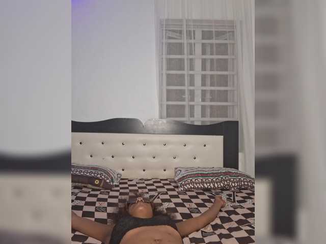 GlobeTrottieHottie1's BongaCams show and profile